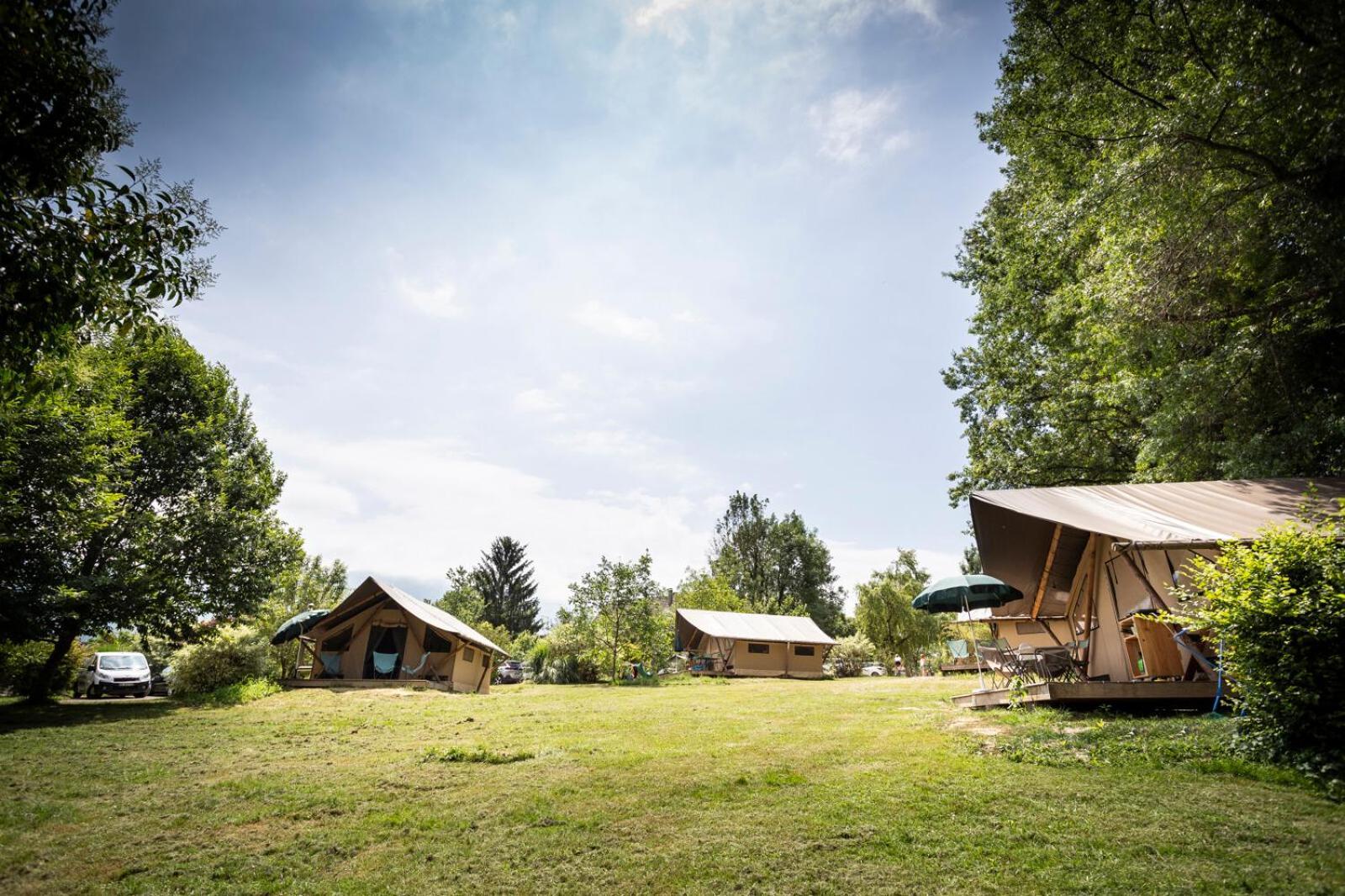 Huttopia Lac D'Aiguebelette Saint-Alban-de-Montbel Exterior photo